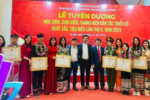 Nghệ An nâng cao chất lượng giáo dục đào tạo: Tự hào chất lượng giáo dục mũi nhọn
