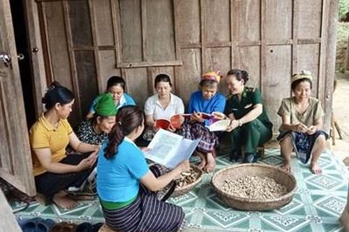 Cầu nối pháp luật của phụ nữ vùng biên