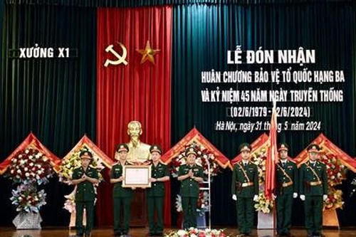 Xưởng X1, Cục Kỹ thuật Binh chủng đón nhận Huân chương Bảo vệ Tổ quốc hạng Ba