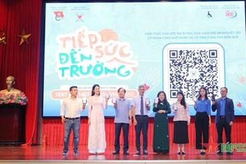 Phát động chương trình 'Tiếp sức trẻ khuyết tật tới trường'
