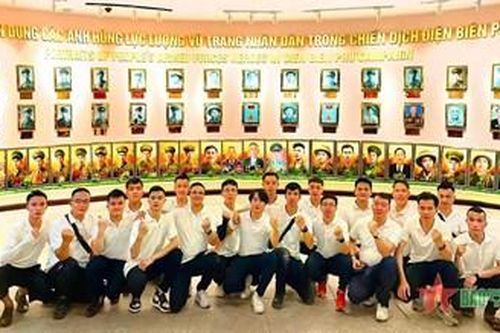 Team Lee - những người làm sống lại di ảnh liệt sĩ