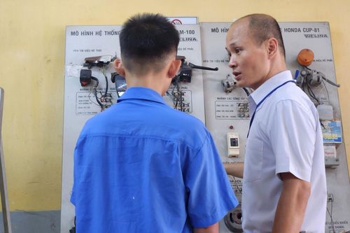 Dìu dắt học sinh cá biệt thay đổi