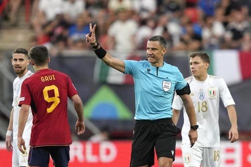 Tiết lộ hiếm hoi về thù lao trọng tài chung kết Champions League