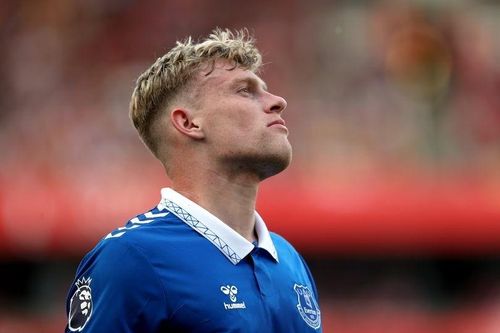 MU trả giá 40 triệu Bảng, Everton từ chối bán trung vệ Jarrad Branthwaite