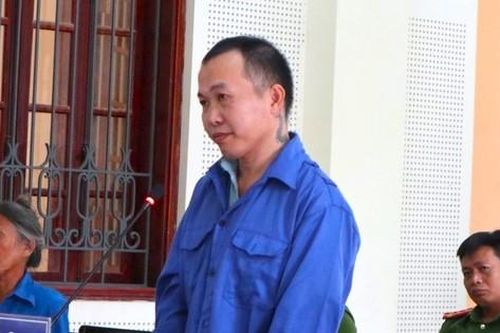 Nổ súng bắn hàng xóm tử vong vì nghe con nói bị đánh