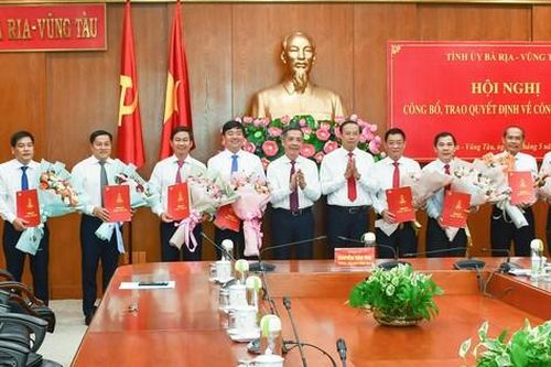 Bà Rịa - Vũng Tàu điều động, bổ nhiệm 8 cán bộ chủ chốt