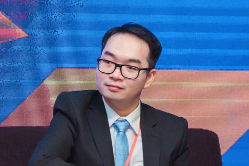 Cựu sinh viên Oxford là người Việt đầu tiên từng làm việc cho Nội các Chính phủ Anh