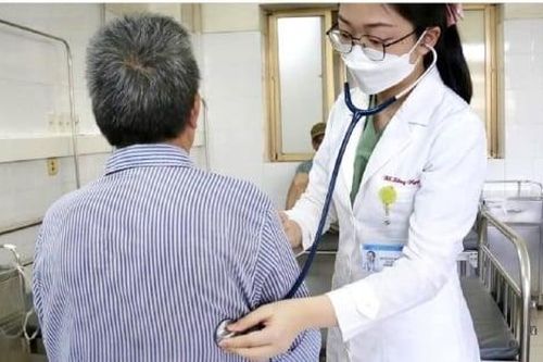 Nhập viện nguy kịch do chứng 'chết đuối trên cạn'
