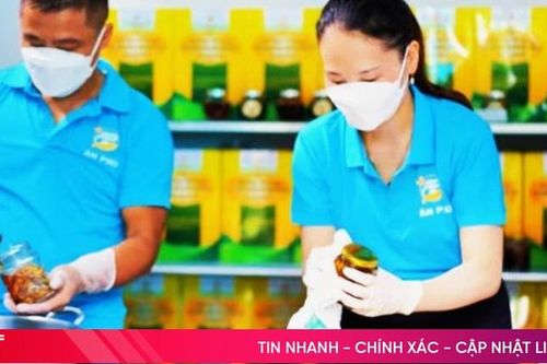 Không ngừng 'nâng chất' sản phẩm mật ong