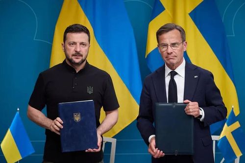 Ukraine ký thỏa thuận an ninh song phương với Thụy Điển