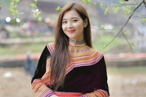 'Hot girl dân tộc' nổi tiếng 10 năm trước bây giờ ra sao?