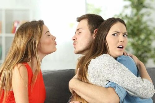 Các nhà tâm lý giải đáp nguyên nhân dẫn đến hiện tượng liên tục ngoại tình ở một số người