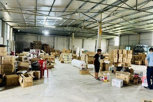 Ninh Bình phạt cơ sở kinh doanh hàng hóa không rõ xuất xứ