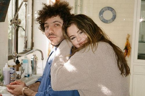 Selena Gomez từng lên kế hoạch nhận con nuôi