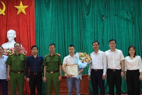 Người cứu 2 phụ nữ thoát khỏi vụ cháy nhà trọ 3 tầng: 'Cứu người là trên hết'