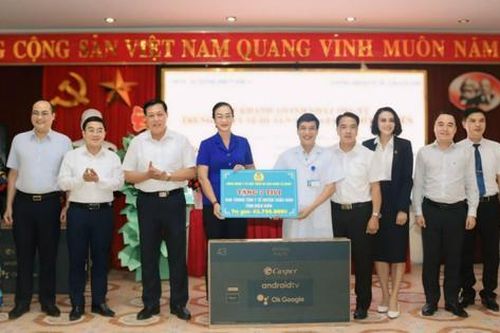 Công đoàn Y tế Việt Nam bàn giao nhà công vụ cho Trung tâm y tế huyện Tuần Giáo, tỉnh Điện Biên