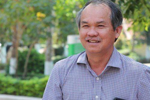 Mức lương thấp khó tin của 'bầu' Đức dù liên tục tăng bằng lần