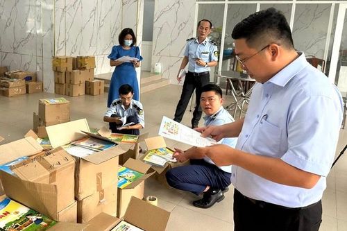 Hơn 33.800 cuốn sách giáo khoa có dấu hiệu giả mạo Nhà xuất bản Giáo dục Việt Nam
