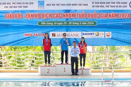 Phú Thọ giành 11 huy chương tại Giải Bơi - Lặn vô địch các nhóm tuổi Quốc gia