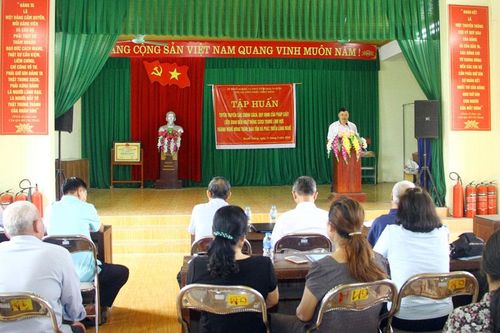 Nâng cao nhận thức về bảo tồn và phát triển làng nghề