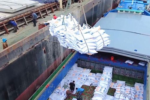 Bộ Công Thương đề nghị hiệp hội, doanh nghiệp báo cáo về việc xuất khẩu gạo vào Indonesia
