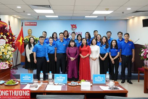 Thanh niên Tạp chí Công Thương: Bản lĩnh - Chuyên nghiệp - Sáng tạo - Tiên phong