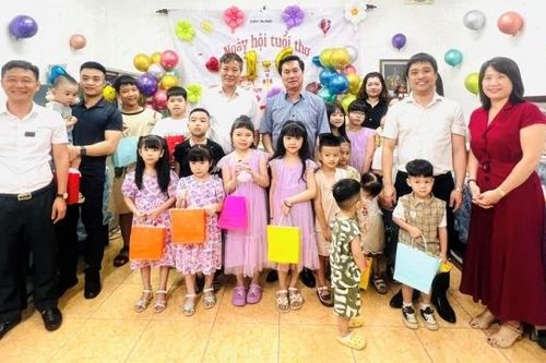 Báo Xây dựng tổ chức Tết Thiếu nhi 1/6 cho con em cán bộ, nhà báo