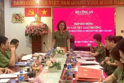 Đề xuất 20 cá nhân đoạt giải thưởng 'Đoàn viên công đoàn CAND tiêu biểu'