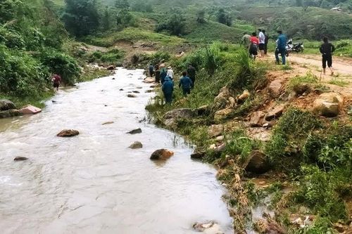 Lào Cai: Tiếp tục tìm kiếm nạn nhân bị lũ ống cuốn mất tích