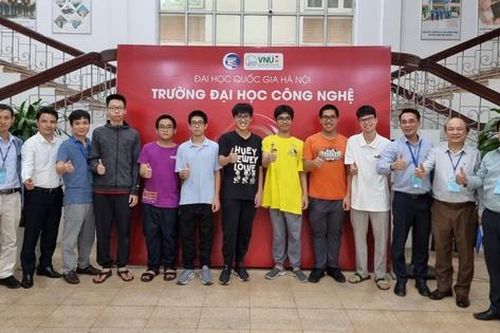 Học sinh Việt Nam giành Huy chương Vàng Olympic Tin học châu Á năm 2024