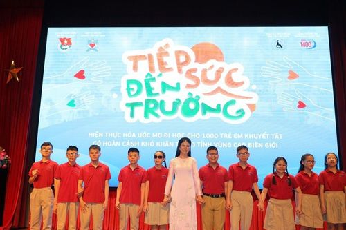 Mở cánh cửa tri thức cho trẻ khuyết tật