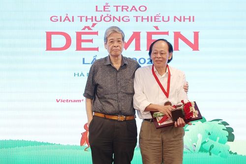 Giải thưởng Dế Mèn lần 5 - 2024: Thơ nối dài giai điệu