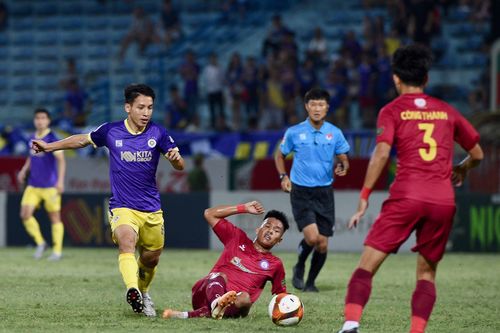 Thua 2-5 Hà Nội FC, câu lạc bộ Khánh Hòa chính thức xuống hạng
