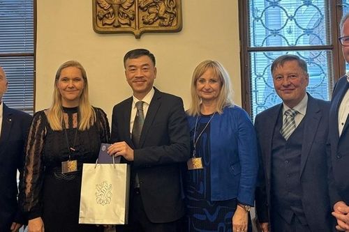 Chủ tịch Nhóm Nghị sĩ hữu nghị Czech-Việt Nam: Quan hệ nghị viện hai nước phát triển tích cực