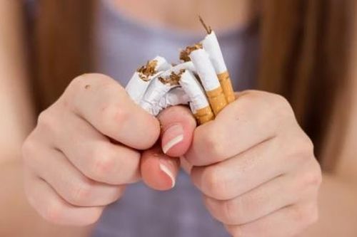 Châu Âu cam kết bảo vệ trẻ em khỏi tác hại của khói thuốc lá