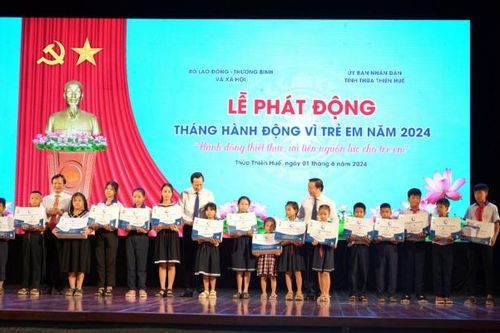 Chăm lo, bảo vệ, tạo môi trường cho hơn 15 triệu thiếu niên, nhi đồng phát triển tốt đẹp và an toàn