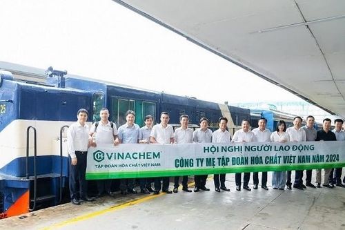 VINACHEM và VNR tăng cường sử dụng dịch vụ của nhau