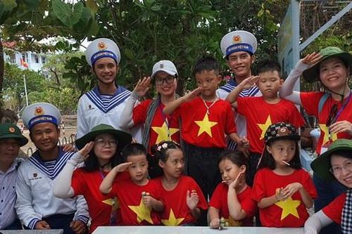 Măng non ở Trường Sa