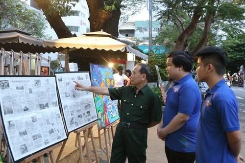 Bạn trẻ Đà Nẵng tìm lại 'Dư âm Điện Biên Phủ' với trải nghiệm tranh panorama độc đáo