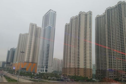Giá chung cư 'hạ nhiệt' khi các luật liên quan đến thị trường bất động sản có hiệu lực
