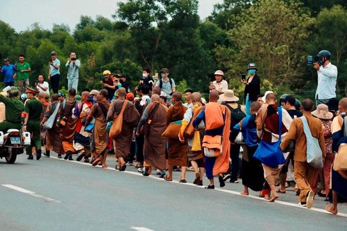Nhận diện âm mưu lợi dụng 'hiện tượng Thích Minh Tuệ'