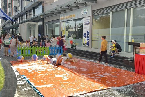 TP Hồ Chí Minh: Trẻ em được vui chơi trong ngày Quốc tế thiếu nhi