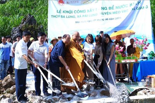 Khởi công xây dựng bể nước sạch phục vụ bà con vùng cao Hà Giang