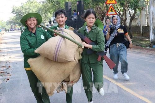 Ngày hè trải nghiệm thực tế của trẻ em Bình Dương