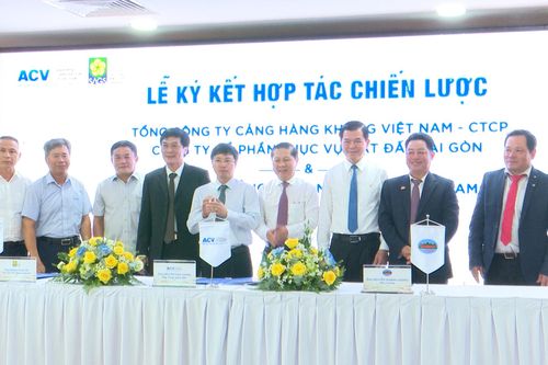 THEO DÒNG THỜI SỰ