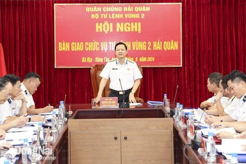 Đại tá Lê Bá Quân giữ chức Tư lệnh Vùng 2 Hải quân