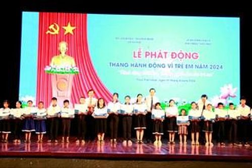 Phó Thủ tướng Chính phủ Trần Hồng Hà phát động Tháng hành động vì trẻ em