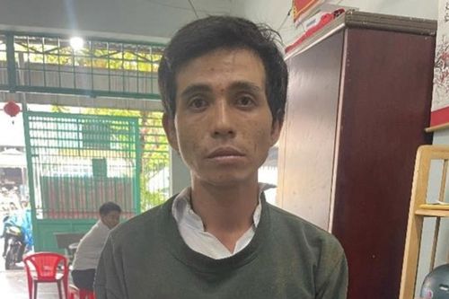 Bắt gã đàn ông cầm dao khống chế nhân viên công ty tài chính để cướp tài sản