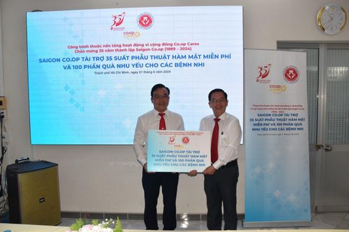 Saigon Co.op tặng 35 suất phẫu thuật hàm mặt và 100 phần quà cho bệnh nhi
