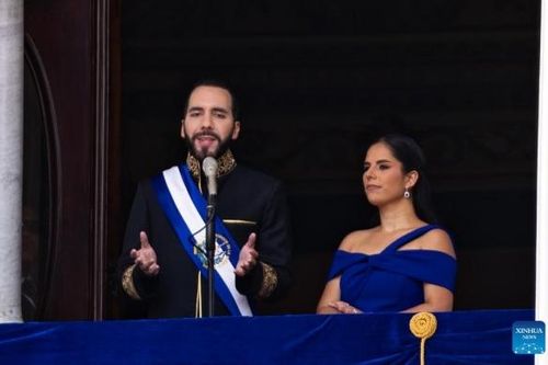 Tổng thống đắc cử của El Salvador tuyên thệ nhậm chức